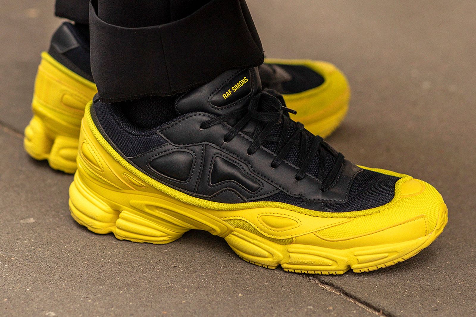 Trillen Bedienen serie Raf Simons' Ozweego is Great, But It's Time for Something New