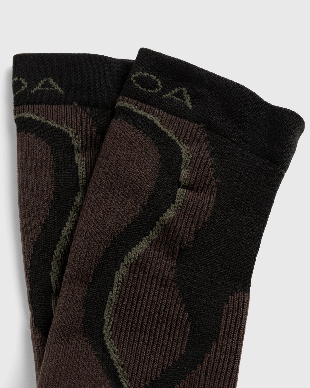 ROA – Mid-Calf Socks Black