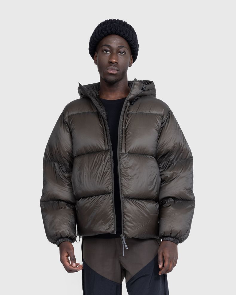 ROA – Heavy Down Jacket Olive | Highsnobiety Shop