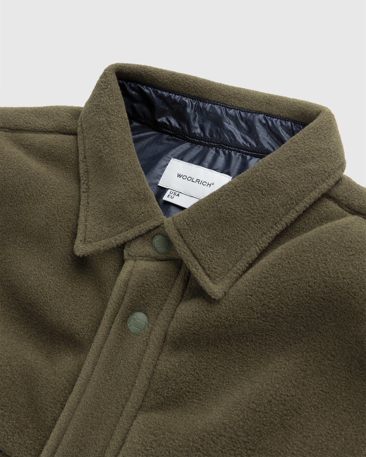 Woolrich – Fleece Stag Shirt Olive | Highsnobiety Shop