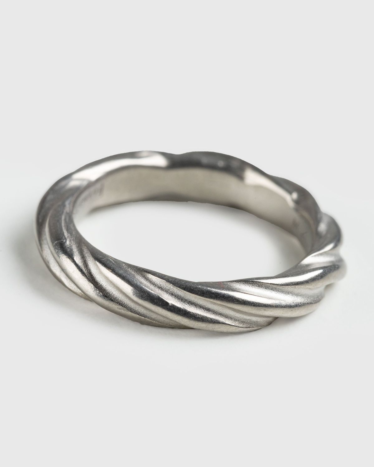 Maison margiela silver discount twisted logo ring